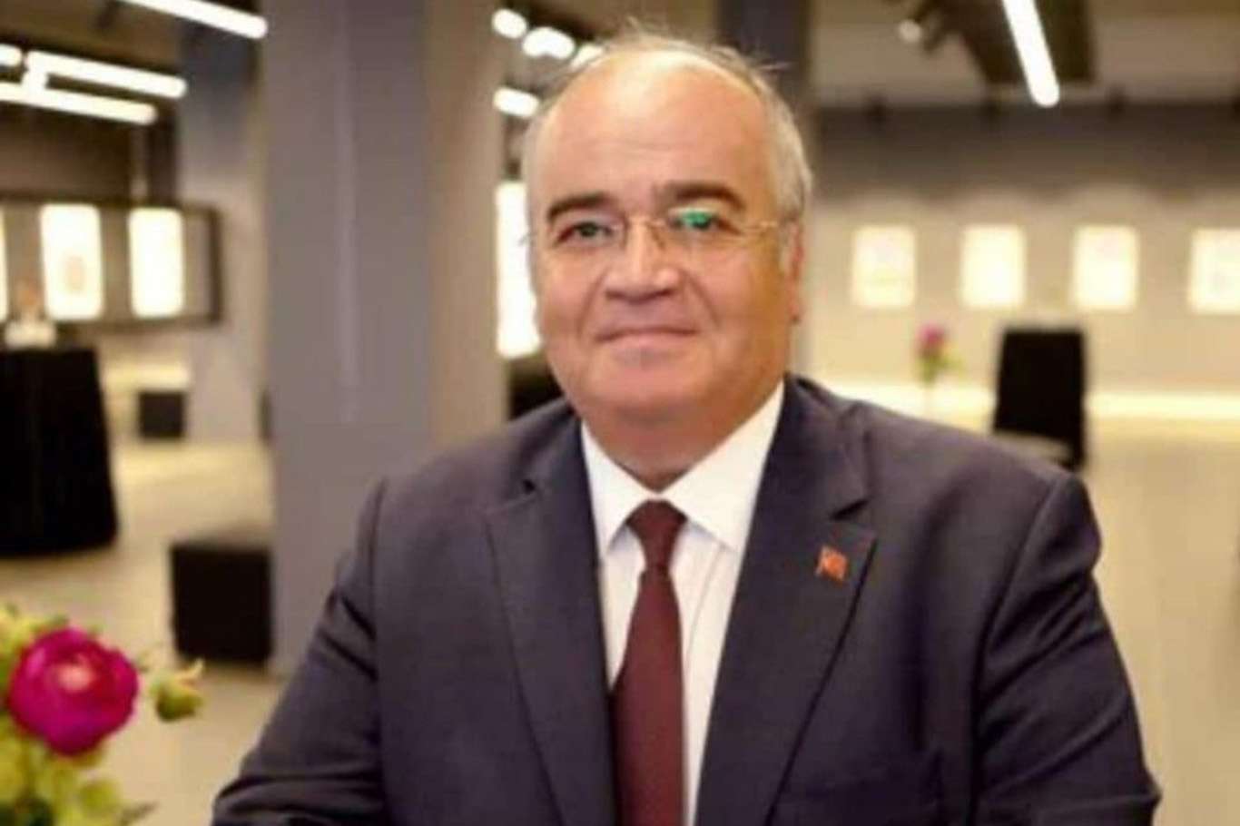 Şehitkamil Belediye Başkan Yardımcısı Özkeçeci vefat etti Şehitkamil Belediye Başkan Yardımcısı Özkeçeci vefat etti